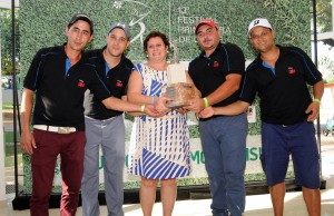 1o lugar Empresa 3M Raimundo Souza, Gedielson Silva, Alessandor Fonseca e Edson Benetazzo com Eliane Macari 